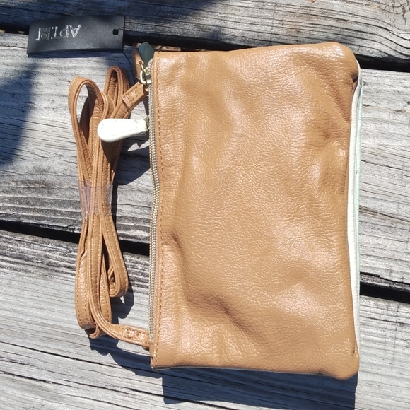 Apt.9 crossbody small 3 pouch purse - Picture 2 of 9